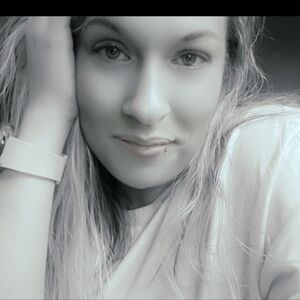 Meet your Posher, Alisha